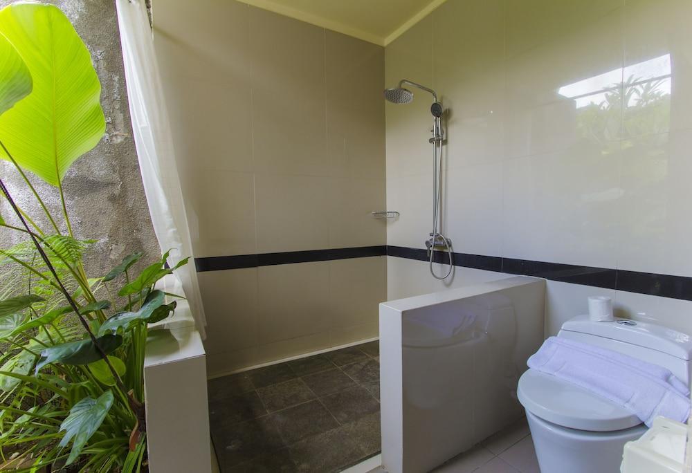 Ladera Villa Ubud Exterior photo
